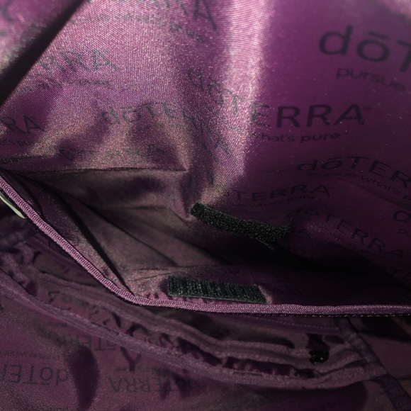 DoTerra Backpack/Totebag - Picture 12 of 13